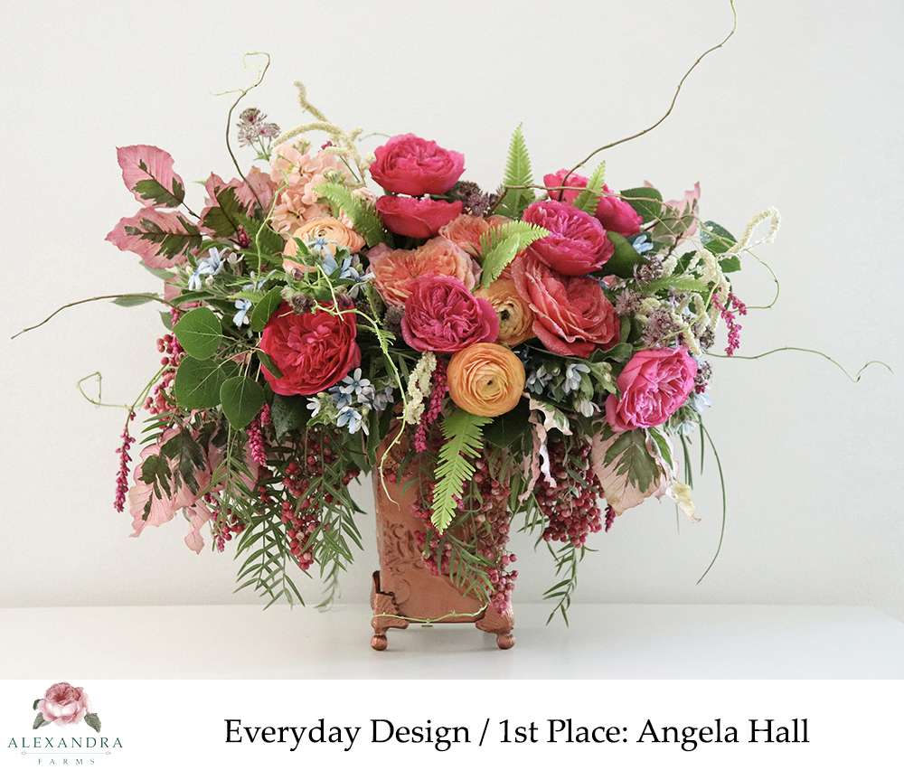 Angela Hall's 1st place garden rose arrangement, Everyday Design category